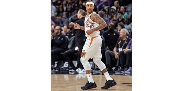 Isaiah Thomas regresa al juego de la NBA Isaiah Thomas regresa al juego de la NBA
