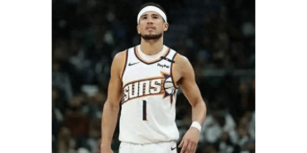 La renovación del contrato de Booker por 145 millones de dólares a 2 años establece un nuevo récord en la NBA La renovación del contrato de Booker por 145 millones de dólares a 2 años establece un nuevo récord en la NBA