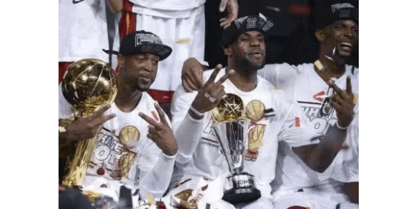Los Reyes de los Playoffs que Hicieron Historia Los Reyes de los Playoffs que Hicieron Historia