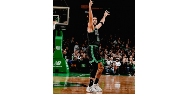 Los Celtics vencieron a los Pacers 155-104, ganando cuatro juegos consecutivos Los Celtics vencieron a los Pacers 155-104, ganando cuatro juegos consecutivos