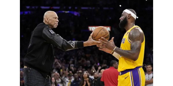 Líder anotador de la historia de la NBA: LeBron James