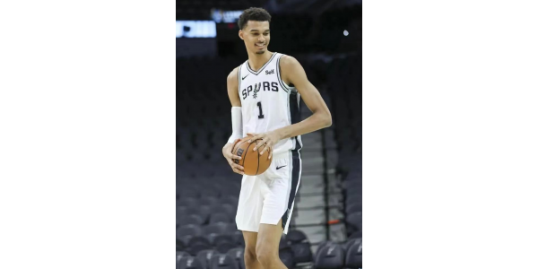 Se avecina el debut de Vinbanyama en la NBA
