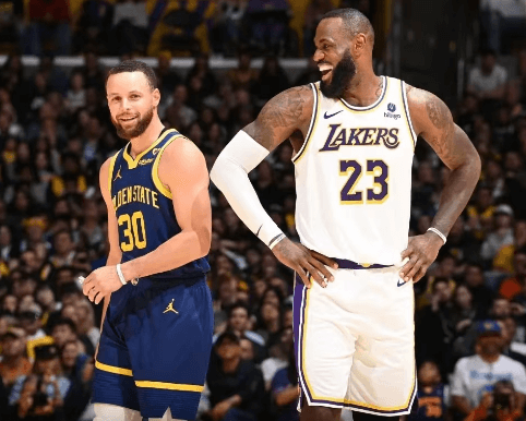 Batalla navideña James vs Curry, un momento histórico está a punto de nacer