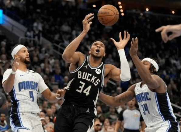 Lillard lleva a los Bucks a las semifinales de la Copa NBA