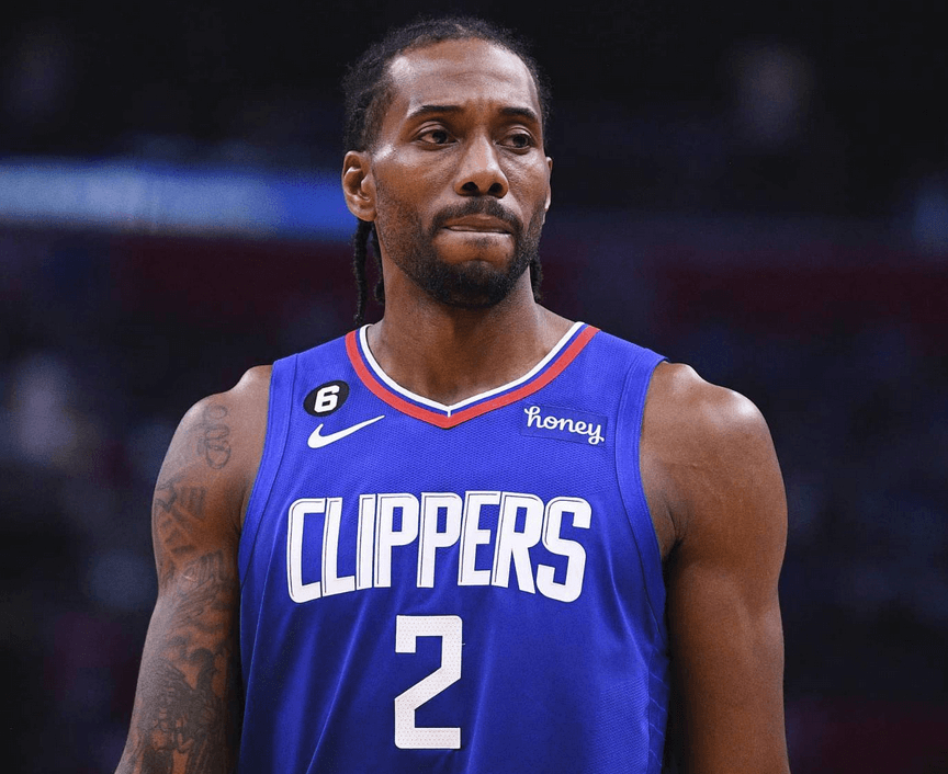 Los Clippers completan la extensión del contrato con Leonard antes de lo previsto