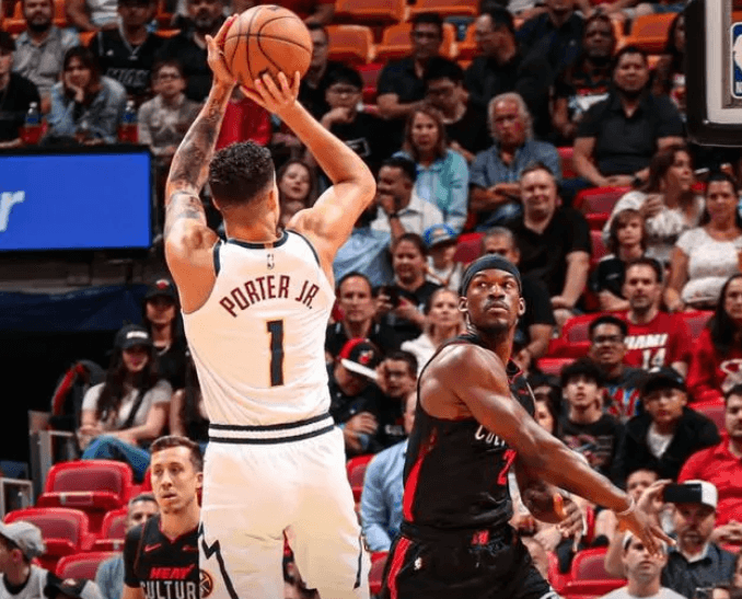 Los Nuggets ascienden al primer lugar de la Conferencia Oeste
