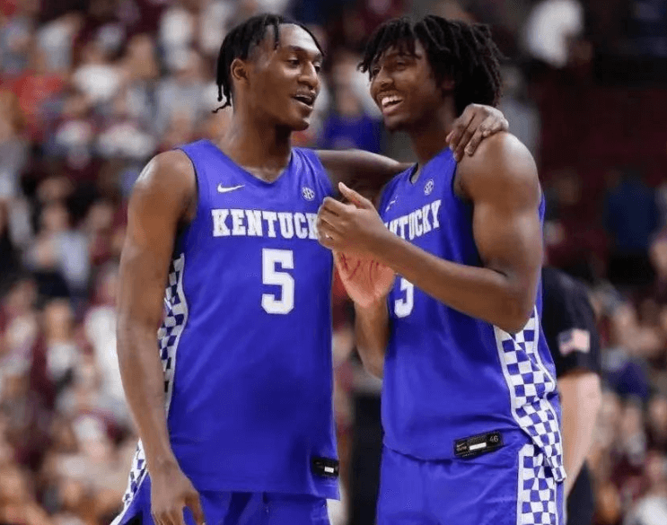 Los Raptors firman a Quickley y Scott Barnes por 445 millones de dólares