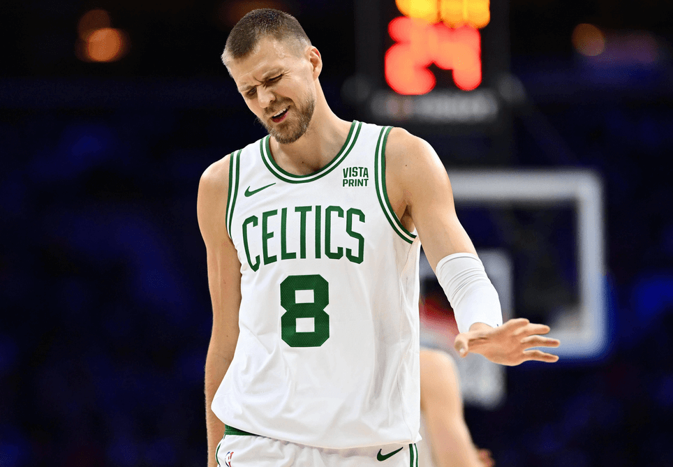 Porzingis vuelve a lesionarse
