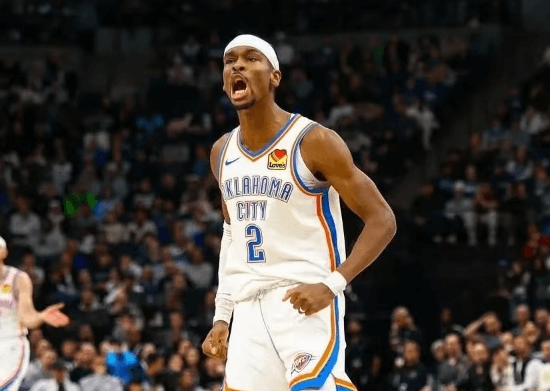 Alexander anotó 51 puntos para ayudar a los Thunder a seguir liderando el Oeste