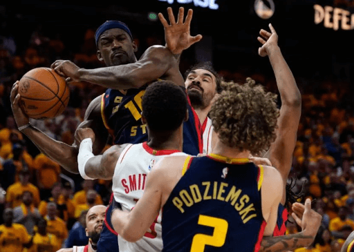 Butler jugó con una lesión para ayudar a los Warriors a liderar a los Rockets 3-1