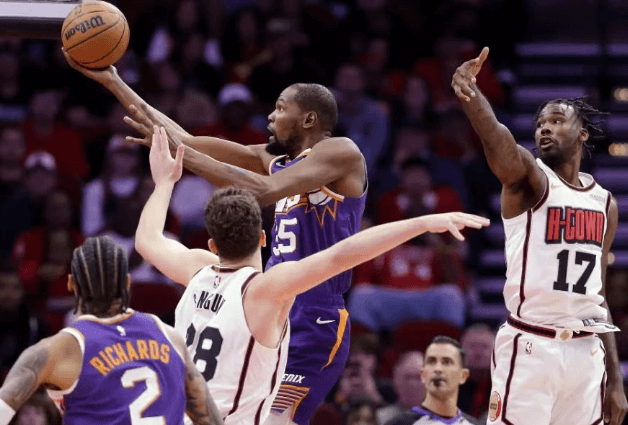 Durant alcanza los 30.000 puntos, el dilema de los Suns se profundiza