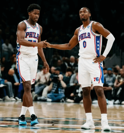 El primer partido de la temporada de los 76ers reveló una nueva dinámica de equipo