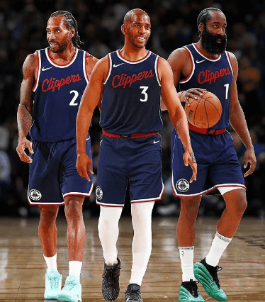 Tras fichar a Bill con un salario bajo y dar la bienvenida a Paul, ¿hasta dónde pueden llegar los Clippers en el futuro?