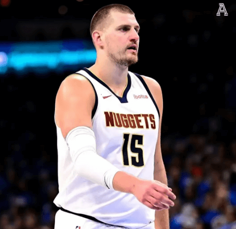 Jokic rechaza el salario máximo de 3 años y 212 millones de dólares de los Nuggets