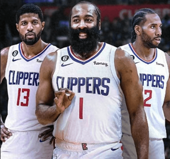 Harden finalmente se une a los Clippers