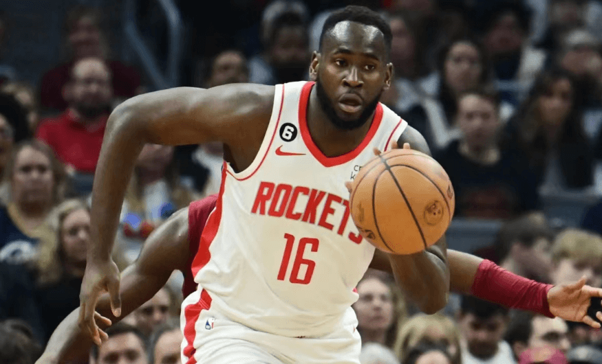 Los Warriors fichan al jugador español Garuba