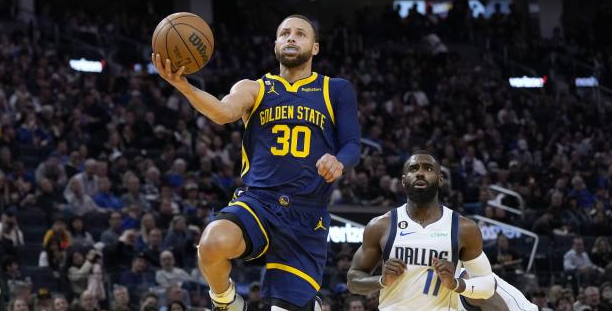 Stephen Curry baja semanas por lesión